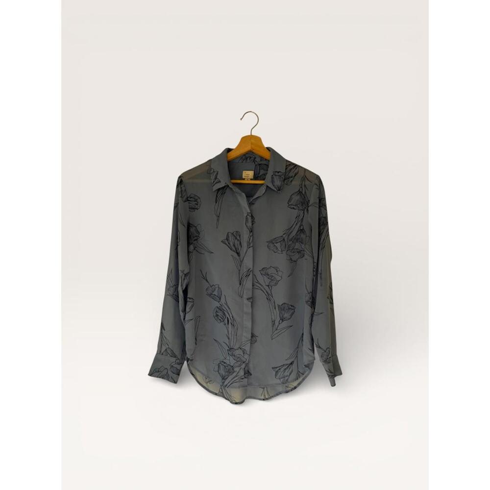 A New Day Medium Baby Blue Floral Sheer Button-Up Shirt
